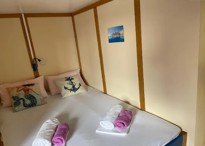 보트호텔 Traditional Gulet, Cruises & Events 스플리트