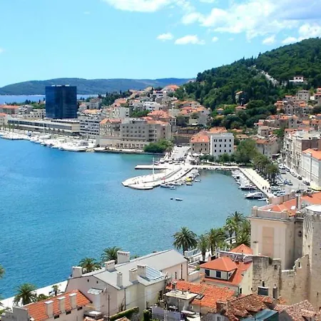 Botel Traditional Gulet, Cruises & Events