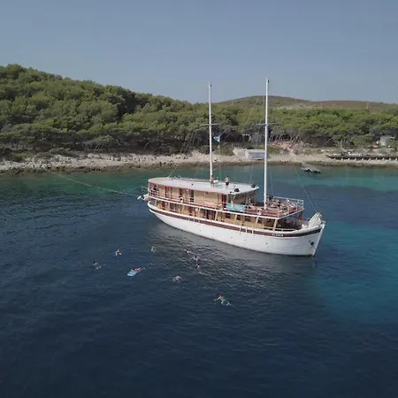 Traditional Gulet, Cruises & Events Bådhotel
