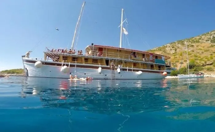 Traditional Gulet, Cruises & Events Botel *